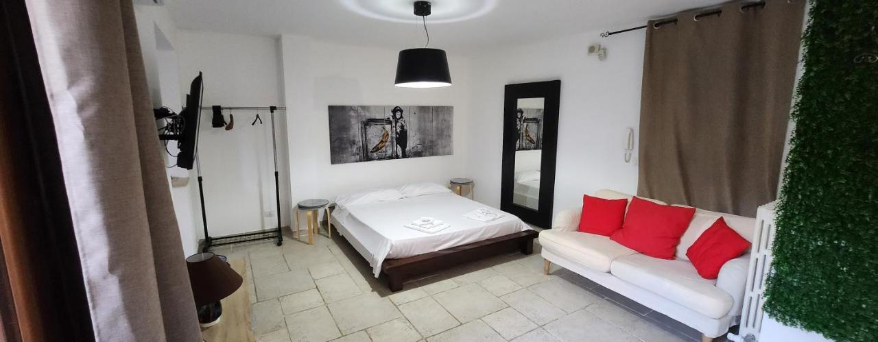 Apartment Simone Лечче Екстер'єр фото